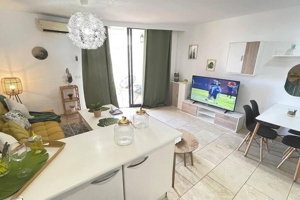 Ocean Deluxe Palm-Mar Apartment ภายนอก รูปภาพ